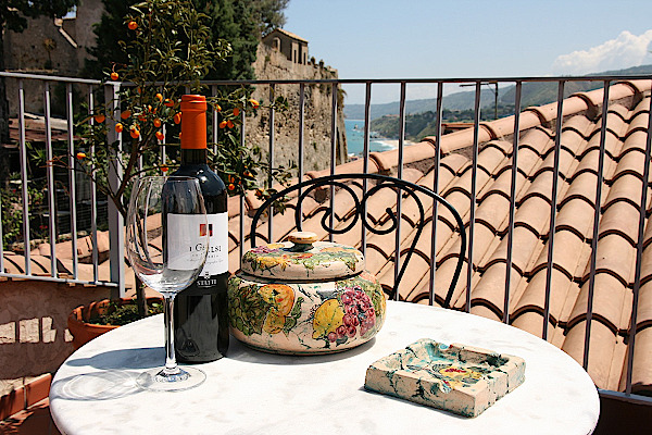 Gioielli-2018-dachterrasse-wein