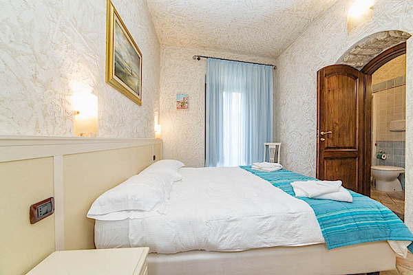 Gioielli-2018-topazio-schlafzimmer