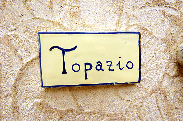 Topazio-schild